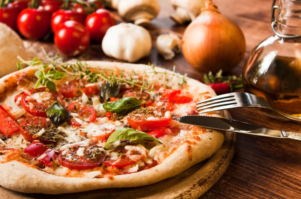 Pizza Rezepte: Belag, Zutaten &amp; Pizzagewürz +Pizzarezepte